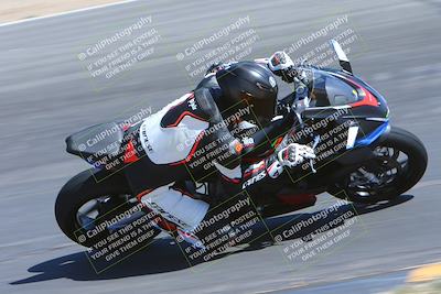 media/Mar-25-2024-Moto Forza (Mon) [[8d4319bd68]]/3-Intermediate Group/Session 4 (Turn 10 Inside)/